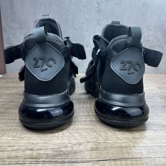 Nike~Men’s~Air Edge 270 Triple Black Sneakers~Size 7 - Picture 4 of 8